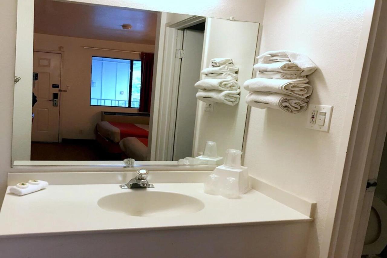 Key Inn Macedonia Dış mekan fotoğraf