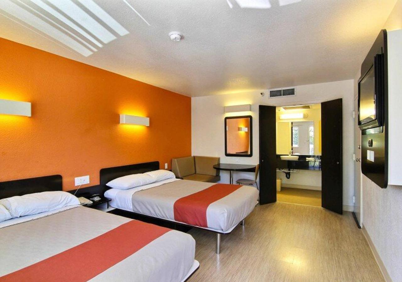 Key Inn Macedonia Dış mekan fotoğraf